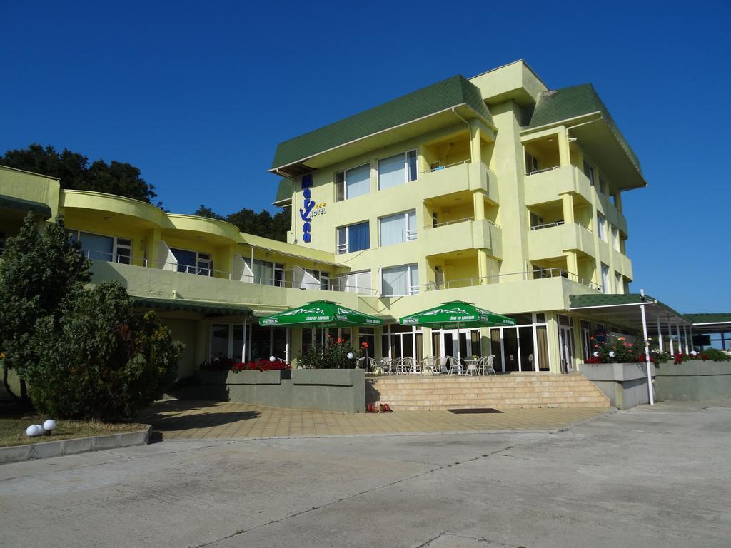 Hotel Marina Kiten  Exterior foto
